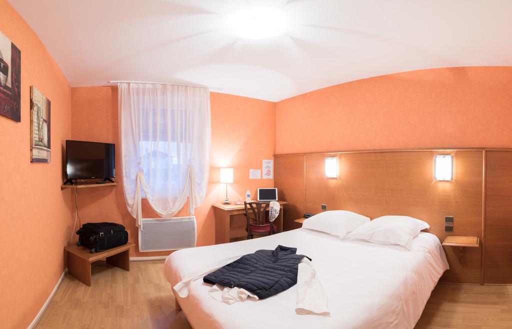 Hotel Spa Le Relais Des Moines Вилерсель Экстерьер фото