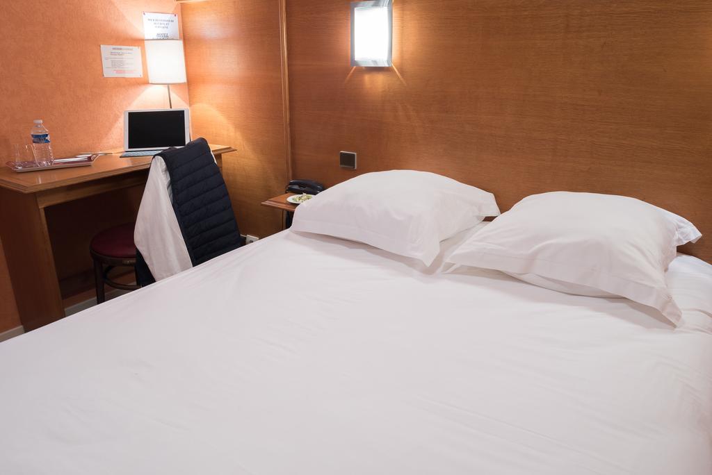 Hotel Spa Le Relais Des Moines Вилерсель Экстерьер фото