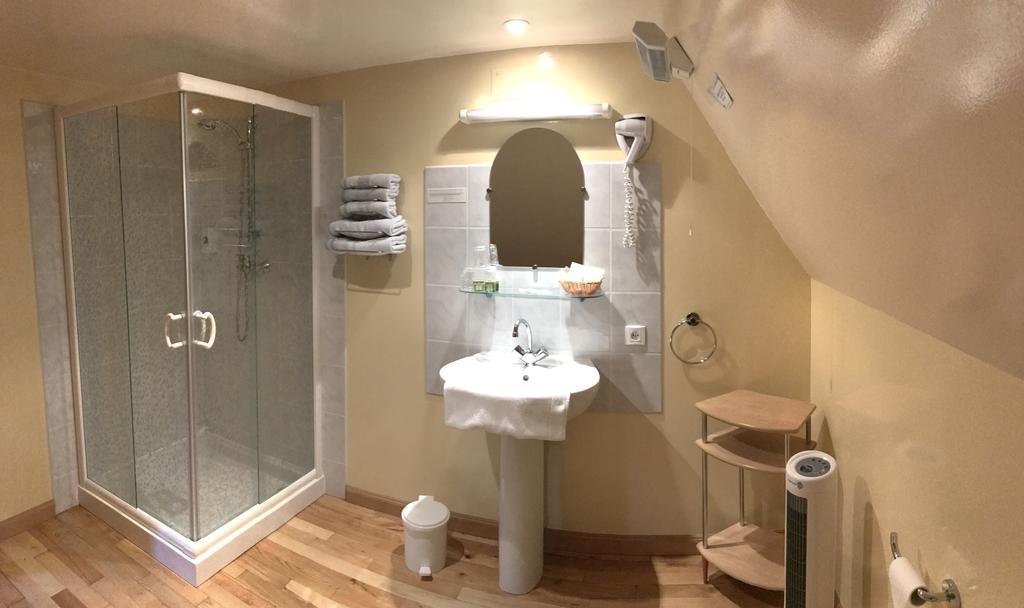 Hotel Spa Le Relais Des Moines Вилерсель Экстерьер фото